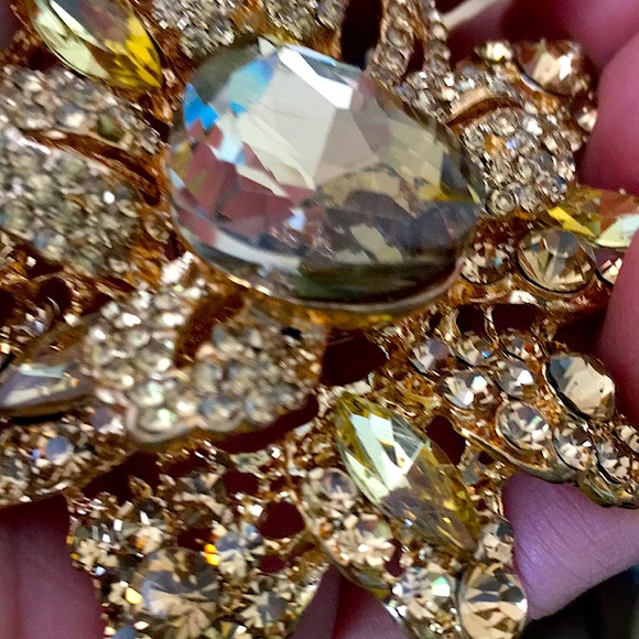 Stunning Gold Crystals Brooch - Picture 5 of 5